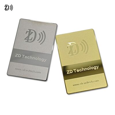 NFC-Metallbusinesskarte NTAG216 888 Bytes 13.56MHz RFID-Visitenkarte aus Edelstahl